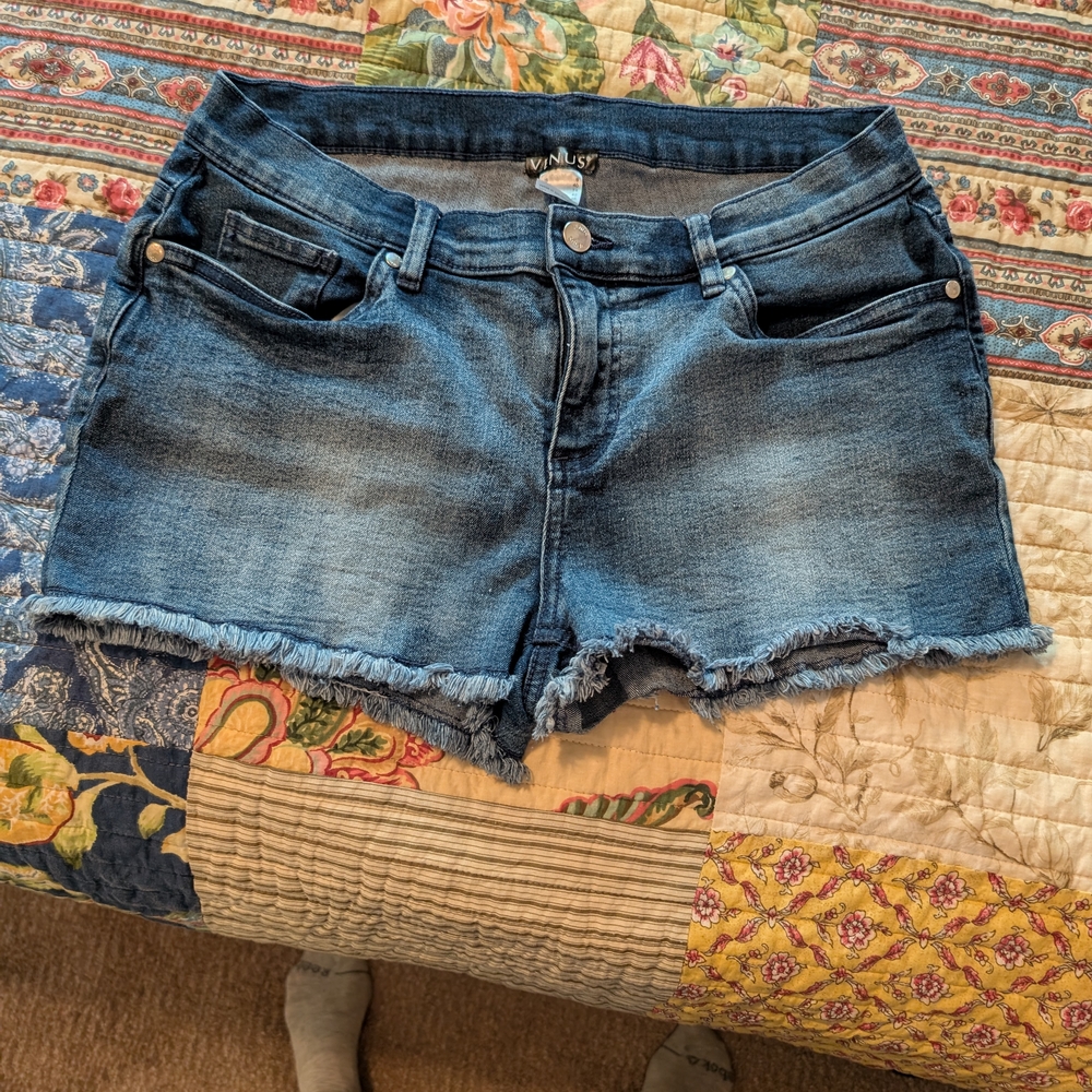 VENUS Blue Jean Shorts Distressed Cut-Off Style